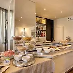 艾尔伯格菲兰其酒店 3* 科莫