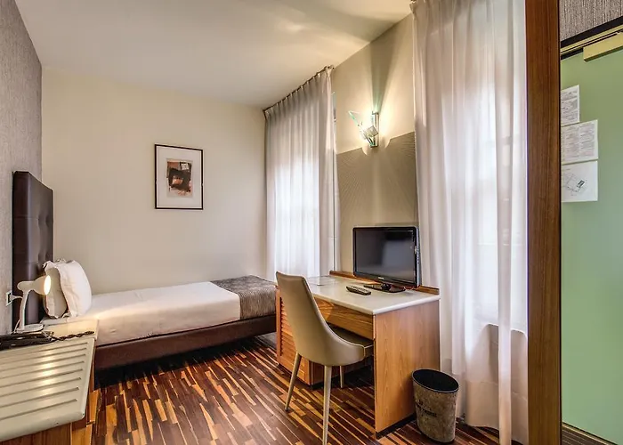 Firenze Hotel 3*