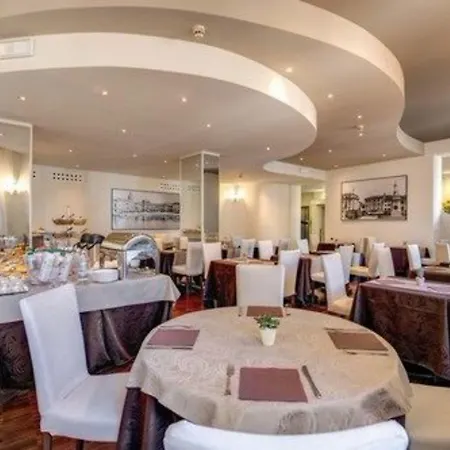 Firenze Hotel 3*